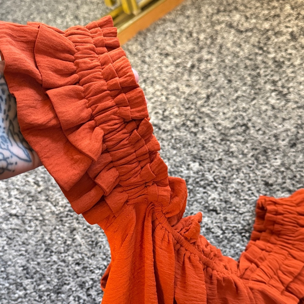 Women's Ruffled Sleepwear Set - RUST color - Picture 4 of 4